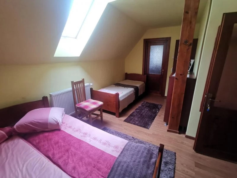 Cazare Băile Tușnad - Casa de Oaspeți Viragh Ibolya | Tusnádfürdő - Virágh Ibolya Vendégház. Imaginea poate fi supusă drepturilor de autor. Se recomandă contactarea titularului drepturilor.