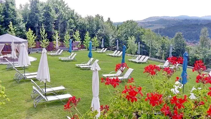 Sovata Cazare | Hotel*** (K1432-64) Imaginea poate fi supusă drepturilor de autor. Se recomandă contactarea titularului drepturilor. Sovata Cazare | Hotel*** (K1432-64) Imaginea poate fi supusă drepturilor de autor. Se recomandă contactarea titularului drepturilor.