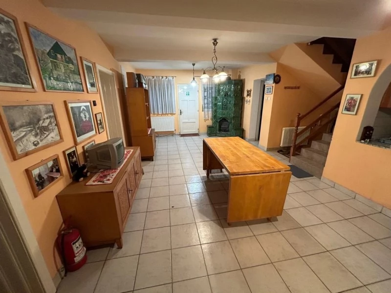 Cristuru Secuiesc Cazare | Cabană (K1507-2) Imaginea poate fi supusă drepturilor de autor. Se recomandă contactarea titularului drepturilor. Cristuru Secuiesc Cazare | Cabană (K1507-2) Imaginea poate fi supusă drepturilor de autor. Se recomandă contactarea titularului drepturilor.