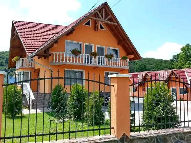 Szováta Szállás | Panzió (K0164-34) A kép szerzői jogvédelem alatt állhat. Javasolt a kapcsolatfelvétel a jog tulajdonossal.