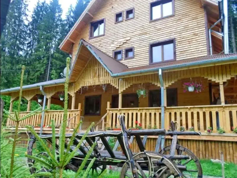 Rucăr Cazare | Casă de oaspeți (K0125-61) Imaginea poate fi supusă drepturilor de autor. Se recomandă contactarea titularului drepturilor. Rucăr Cazare | Casă de oaspeți (K0125-61) Imaginea poate fi supusă drepturilor de autor. Se recomandă contactarea titularului drepturilor.