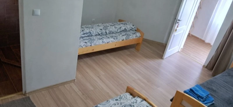 Corund Cazare | Casă de oaspeți (K1616-7) Imaginea poate fi supusă drepturilor de autor. Se recomandă contactarea titularului drepturilor.