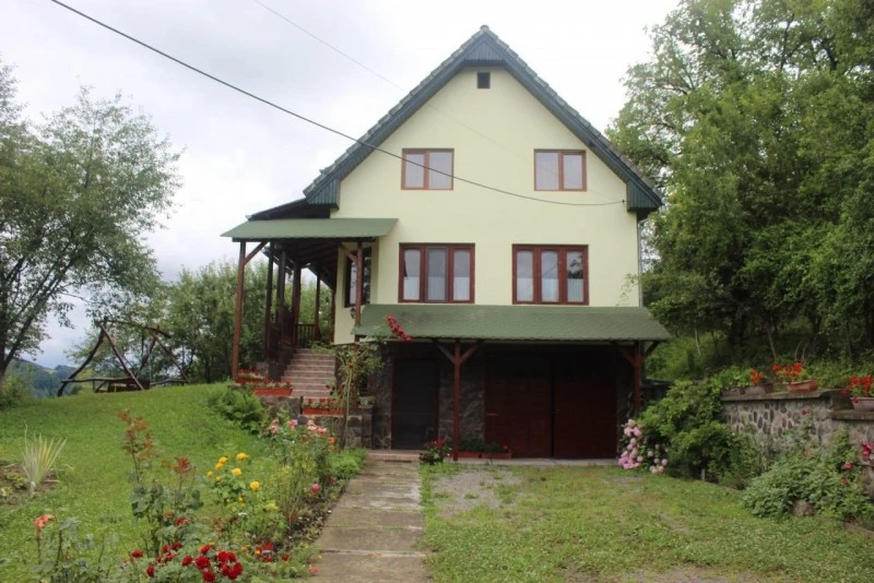 Sovata Cazare | Casă de oaspeți (K1570-9) Imaginea poate fi supusă drepturilor de autor. Se recomandă contactarea titularului drepturilor.