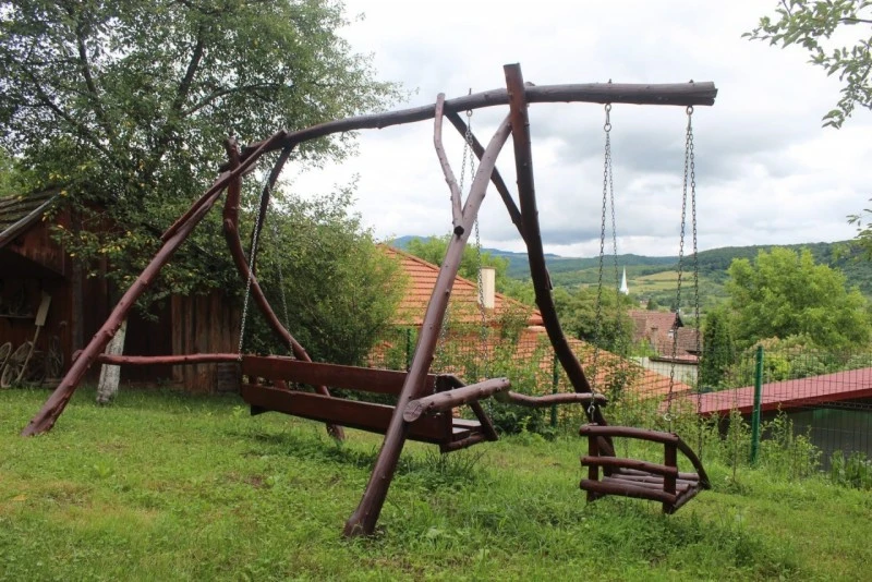Sovata Cazare | Casă de oaspeți (K1570-39) Imaginea poate fi supusă drepturilor de autor. Se recomandă contactarea titularului drepturilor.