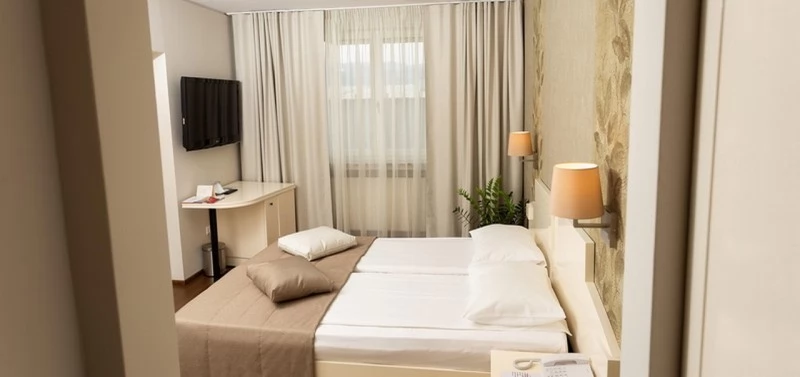 Cazare Miercurea Ciuc - Hotelul Fenyő*** | Csíkszereda - Fenyő Hotel ***  . Imaginea poate fi supusă drepturilor de autor. Se recomandă contactarea titularului drepturilor.