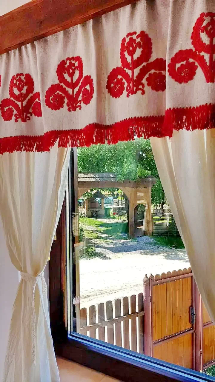 Székelyudvarhely Szállás | Kulcsosház (K1359-7) A kép szerzői jogvédelem alatt állhat. Javasolt a kapcsolatfelvétel a jog tulajdonossal. Székelyudvarhely Szállás | Kulcsosház (K1359-7) A kép szerzői jogvédelem alatt állhat. Javasolt a kapcsolatfelvétel a jog tulajdonossal.