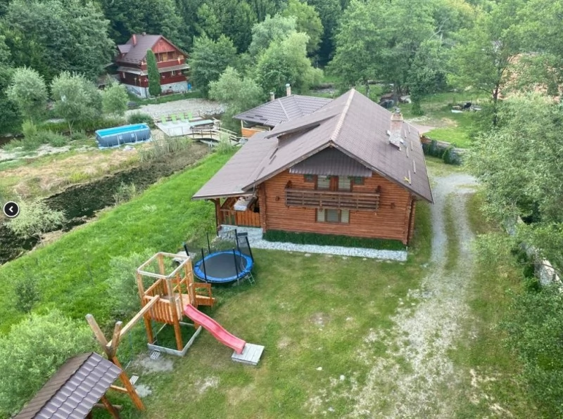 Valea Drăganului Cazare | Pensiune (K0705-49) Imaginea poate fi supusă drepturilor de autor. Se recomandă contactarea titularului drepturilor.