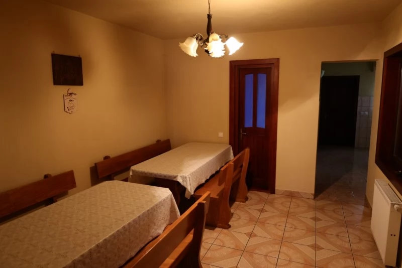 Csíkmenaság Szállás | Vendégház (K1496-3) A kép szerzői jogvédelem alatt állhat. Javasolt a kapcsolatfelvétel a jog tulajdonossal. Csíkmenaság Szállás | Vendégház (K1496-3) A kép szerzői jogvédelem alatt állhat. Javasolt a kapcsolatfelvétel a jog tulajdonossal.
