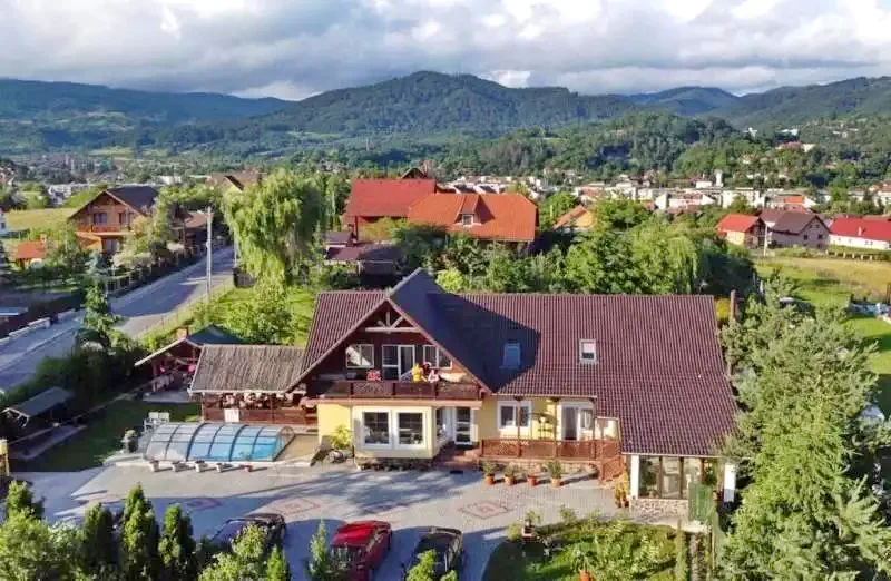 Szováta Szállás | Panzió (K0267-31) A kép szerzői jogvédelem alatt állhat. Javasolt a kapcsolatfelvétel a jog tulajdonossal. Szováta Szállás | Panzió (K0267-31) A kép szerzői jogvédelem alatt állhat. Javasolt a kapcsolatfelvétel a jog tulajdonossal.