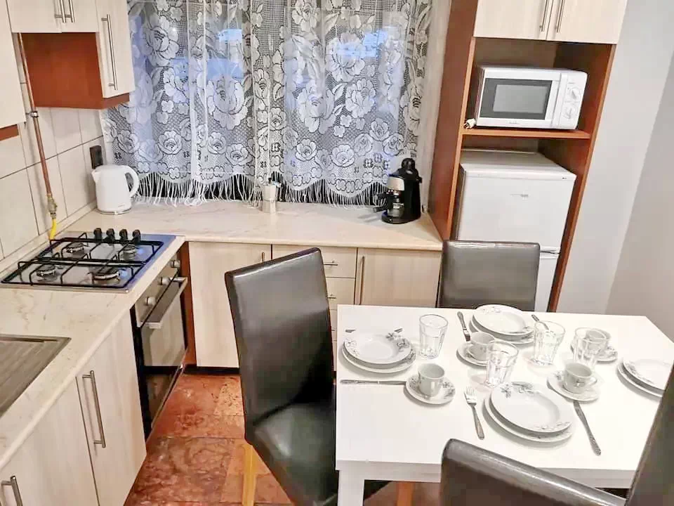 Jula Cazare | Bungalow (K1086-4) Imaginea poate fi supusă drepturilor de autor. Se recomandă contactarea titularului drepturilor.