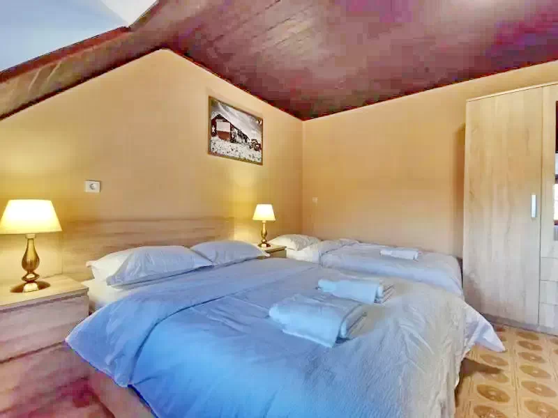 Gyula Szállás | Apartmanház (K1086-32) A kép szerzői jogvédelem alatt állhat. Javasolt a kapcsolatfelvétel a jog tulajdonossal. Gyula Szállás | Apartmanház (K1086-32) A kép szerzői jogvédelem alatt állhat. Javasolt a kapcsolatfelvétel a jog tulajdonossal.