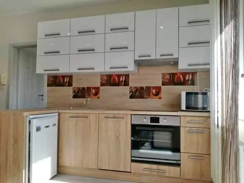  Cazare | Casă de apartamente (K1168-6) Imaginea poate fi supusă drepturilor de autor. Se recomandă contactarea titularului drepturilor.