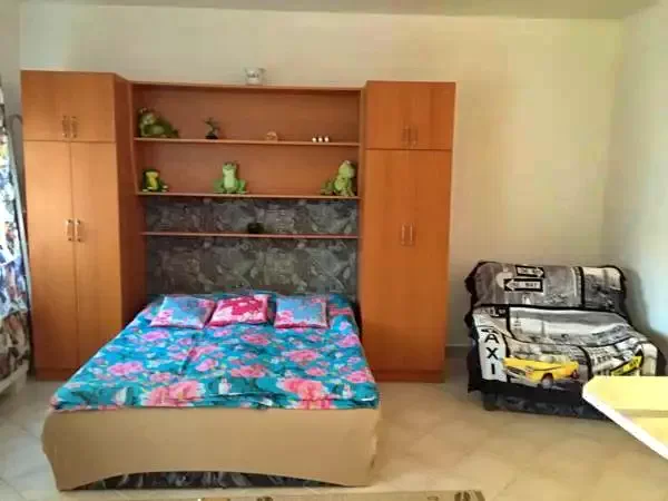 Hajdúszoboszló Szállás | Apartmanház (K1173-8) A kép szerzői jogvédelem alatt állhat. Javasolt a kapcsolatfelvétel a jog tulajdonossal.