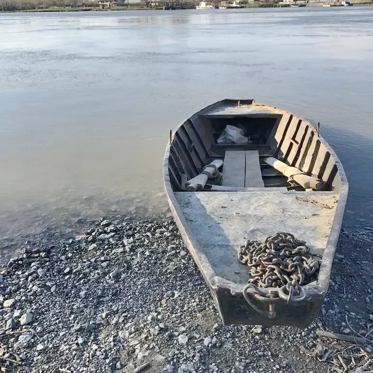 Vulturu Cazare | Motel (K1300-37) Imaginea poate fi supusă drepturilor de autor. Se recomandă contactarea titularului drepturilor.