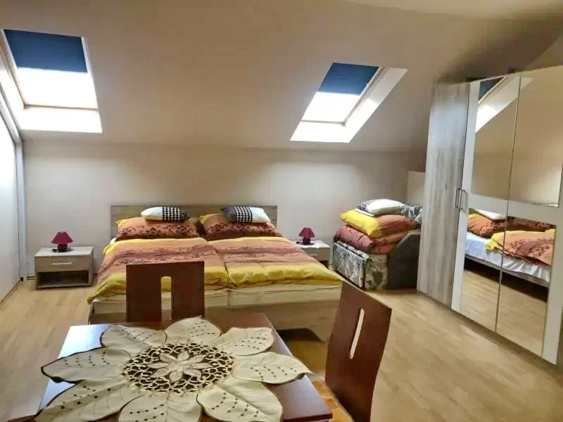 Mișcolț Cazare | Hotel**** (K0874-16) Imaginea poate fi supusă drepturilor de autor. Se recomandă contactarea titularului drepturilor.