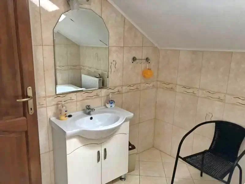 Mișcolț Cazare | Hotel**** (K0874-22) Imaginea poate fi supusă drepturilor de autor. Se recomandă contactarea titularului drepturilor.