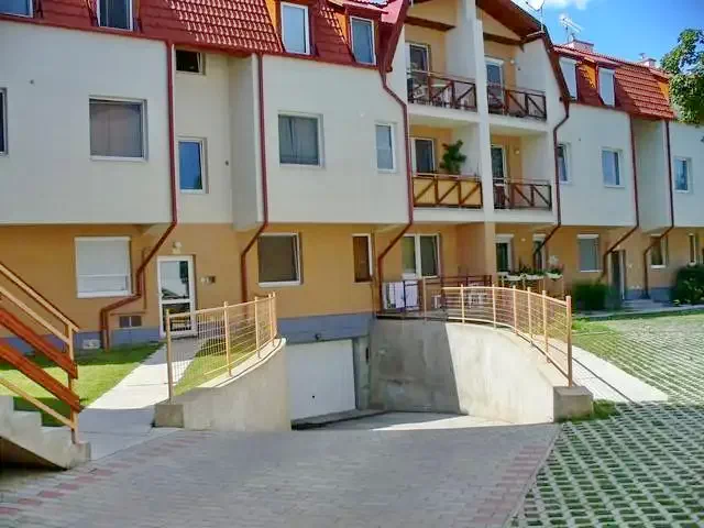 Hajdúszoboszló Cazare | Apartament (K1104-1) Imaginea poate fi supusă drepturilor de autor. Se recomandă contactarea titularului drepturilor.