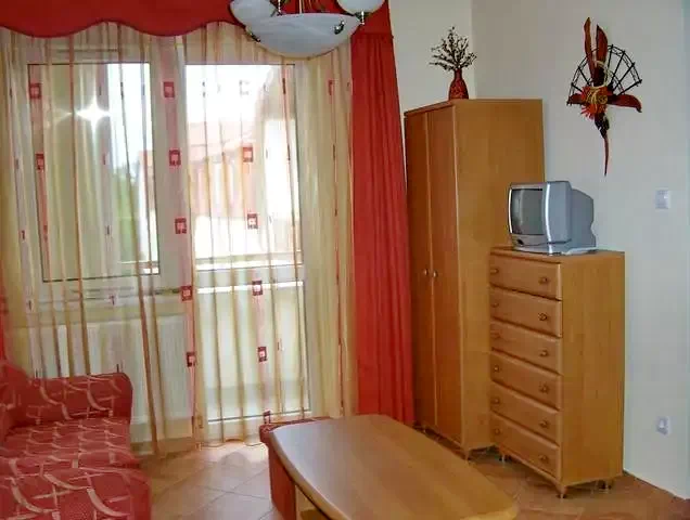 Hajdúszoboszló Szállás | Bungalow (K1104-11) A kép szerzői jogvédelem alatt állhat. Javasolt a kapcsolatfelvétel a jog tulajdonossal. Hajdúszoboszló Szállás | Bungalow (K1104-11) A kép szerzői jogvédelem alatt állhat. Javasolt a kapcsolatfelvétel a jog tulajdonossal.