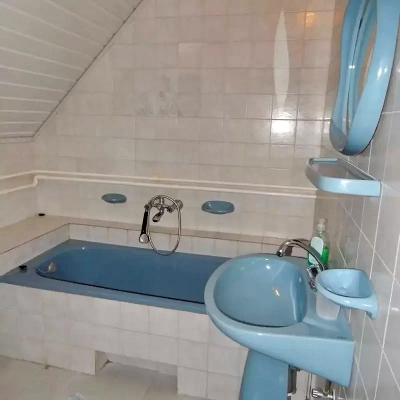 Jula Cazare | Casă de apartamente (K1343-6) Imaginea poate fi supusă drepturilor de autor. Se recomandă contactarea titularului drepturilor.