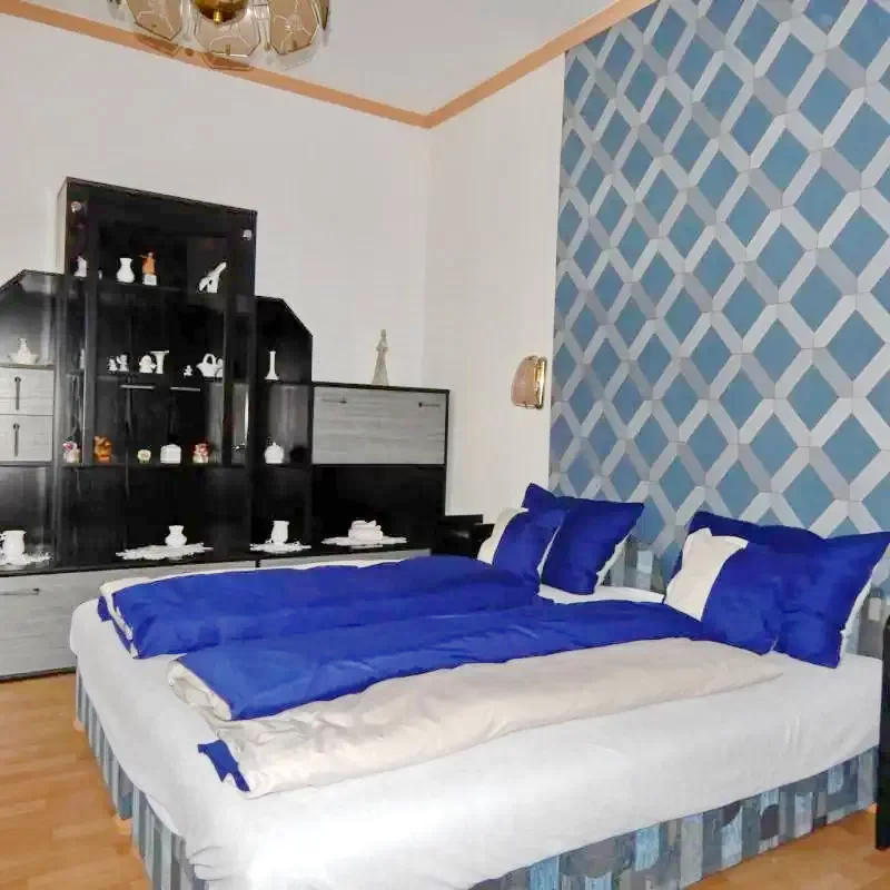 Jula Cazare | Casă de apartamente (K1343-17) Imaginea poate fi supusă drepturilor de autor. Se recomandă contactarea titularului drepturilor.