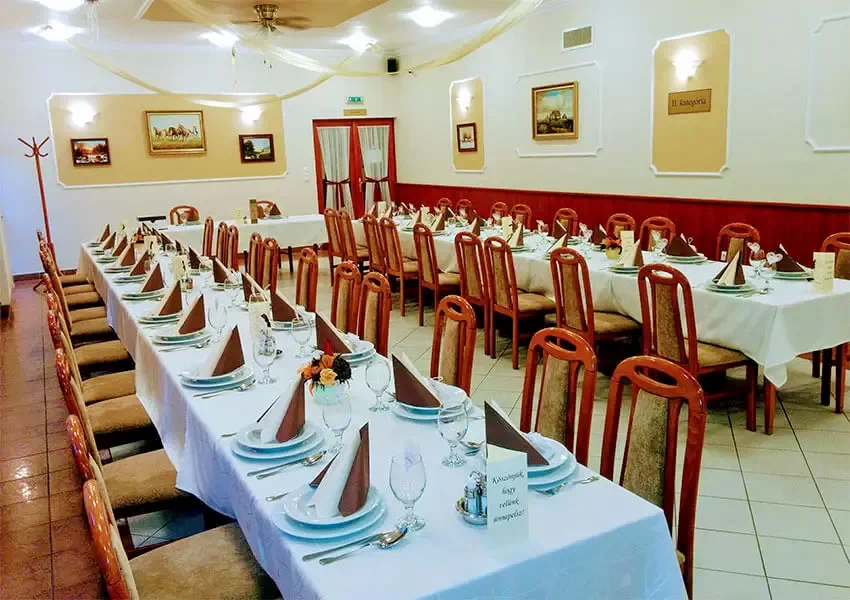  Cazare | Motel (K0818-7) Imaginea poate fi supusă drepturilor de autor. Se recomandă contactarea titularului drepturilor.