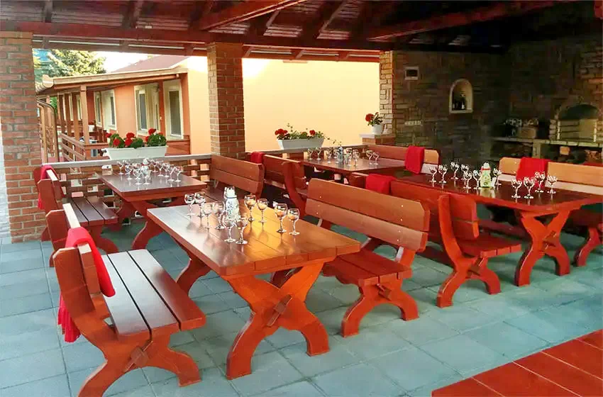  Cazare | Motel (K0818-15) Imaginea poate fi supusă drepturilor de autor. Se recomandă contactarea titularului drepturilor.