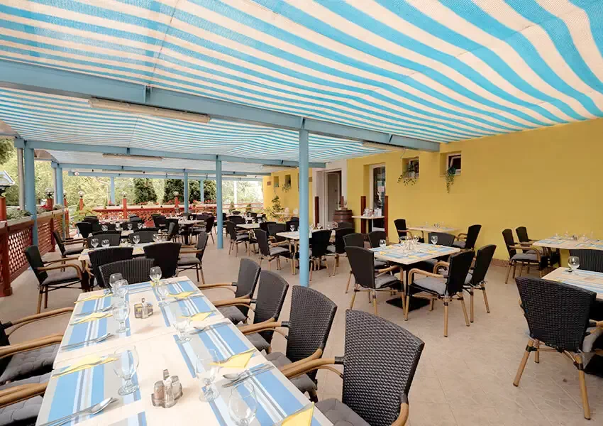  Cazare | Motel (K0818-20) Imaginea poate fi supusă drepturilor de autor. Se recomandă contactarea titularului drepturilor.