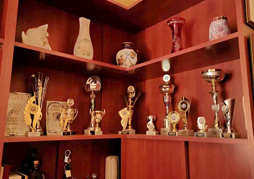  Cazare | Motel (K0818-24) Imaginea poate fi supusă drepturilor de autor. Se recomandă contactarea titularului drepturilor.