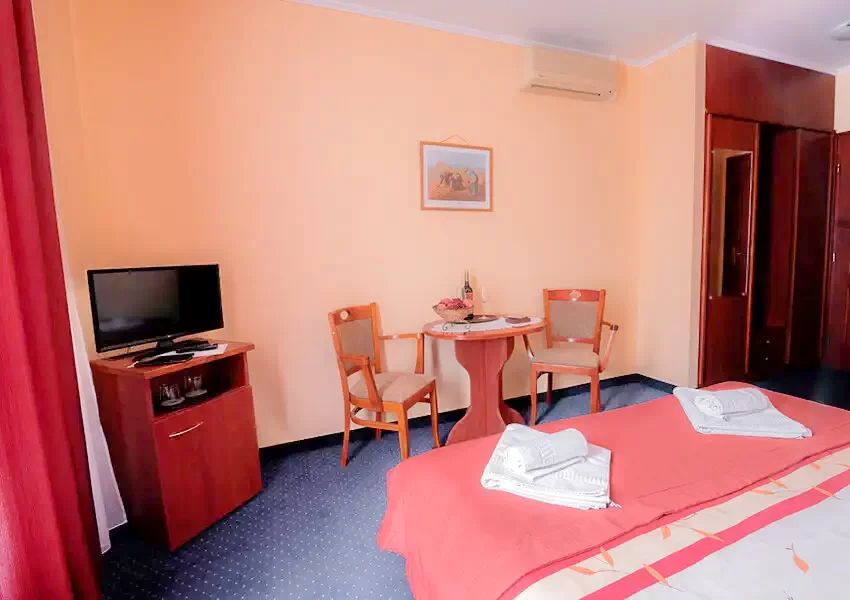 Mezőkövesd Szállás | Motel (K0818-35) A kép szerzői jogvédelem alatt állhat. Javasolt a kapcsolatfelvétel a jog tulajdonossal.